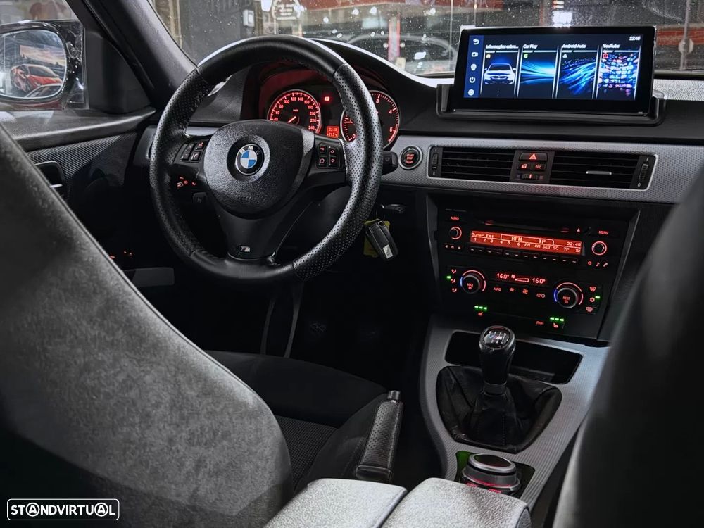 BMW 320 d - 10