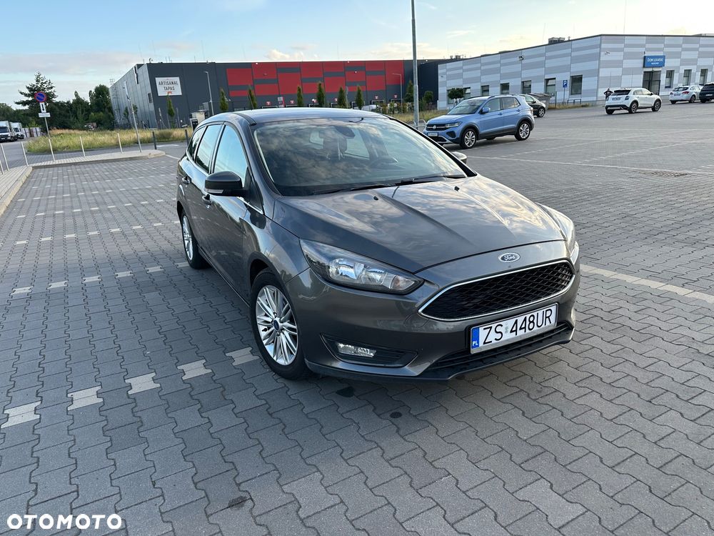 Ford Focus 1.5 TDCi SYNC Edition - 9