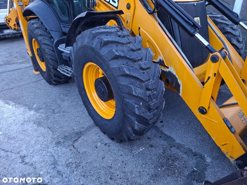 JCB 3 CX - 30