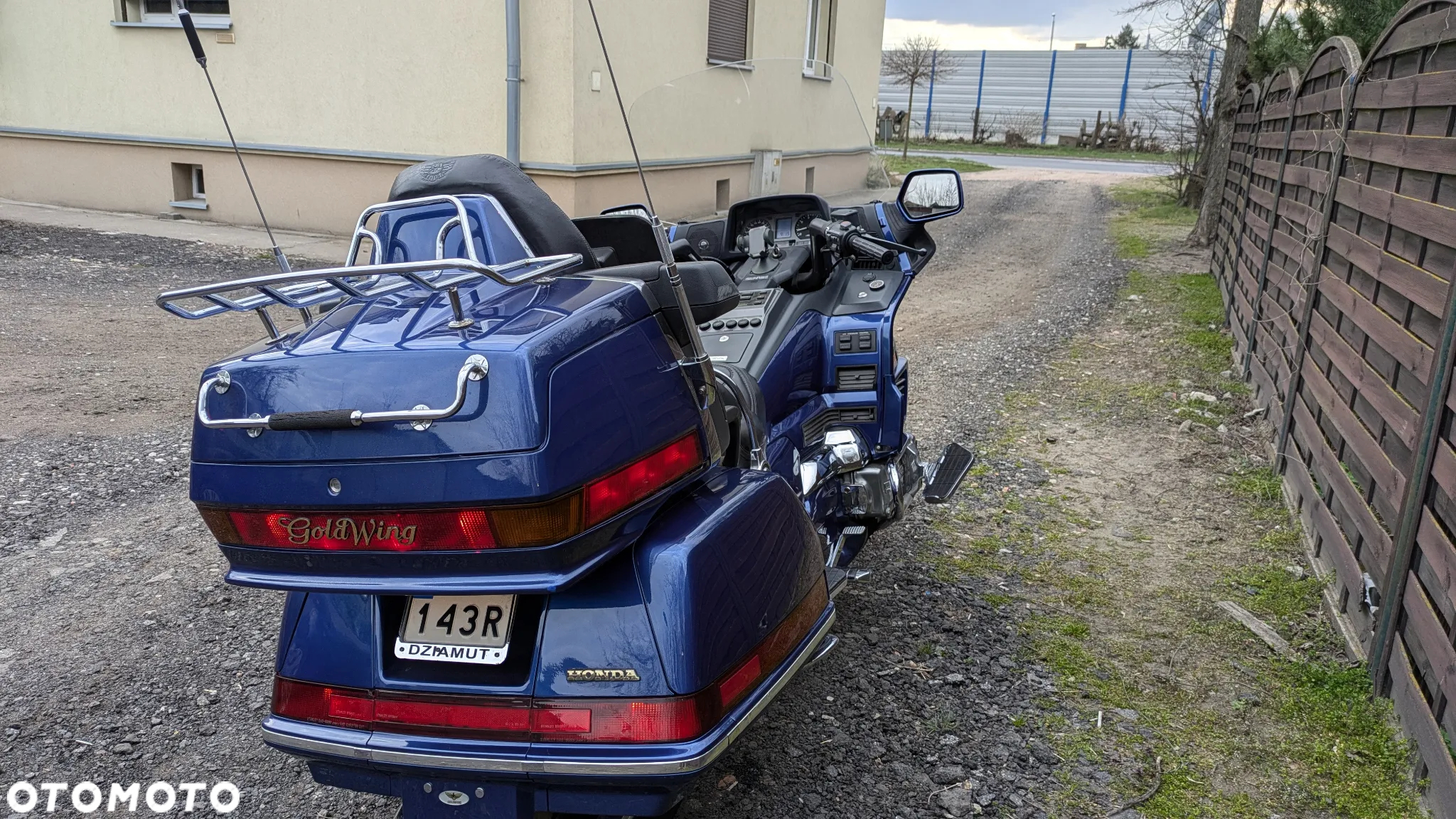 Honda GL - 12