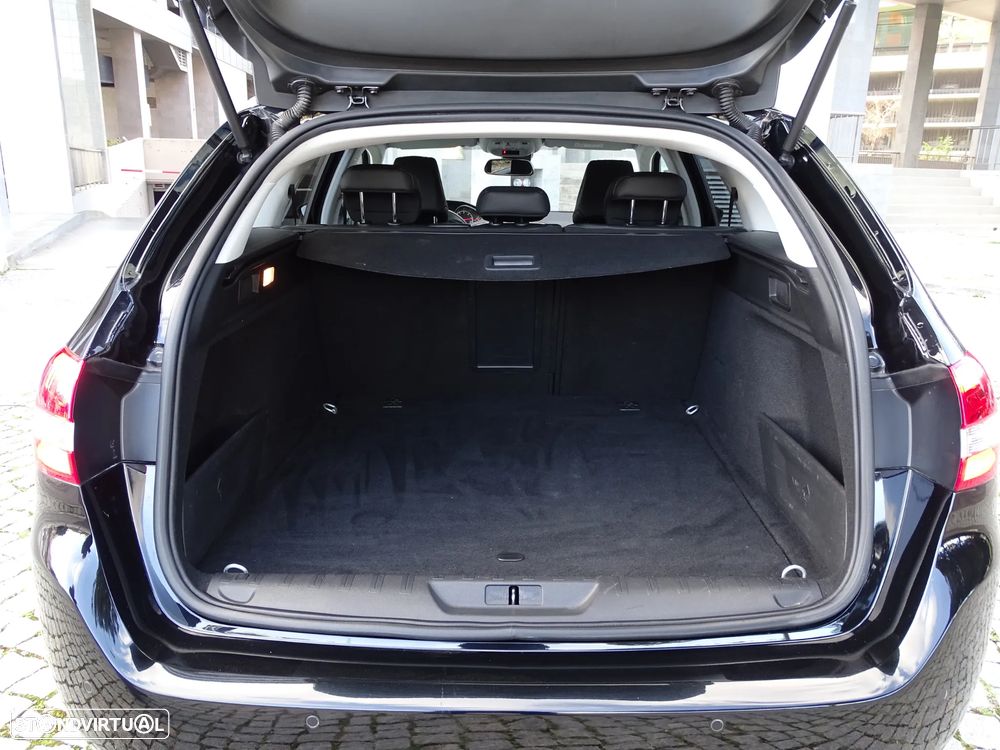 Peugeot 308 SW 1.5 BlueHDi Allure - 38