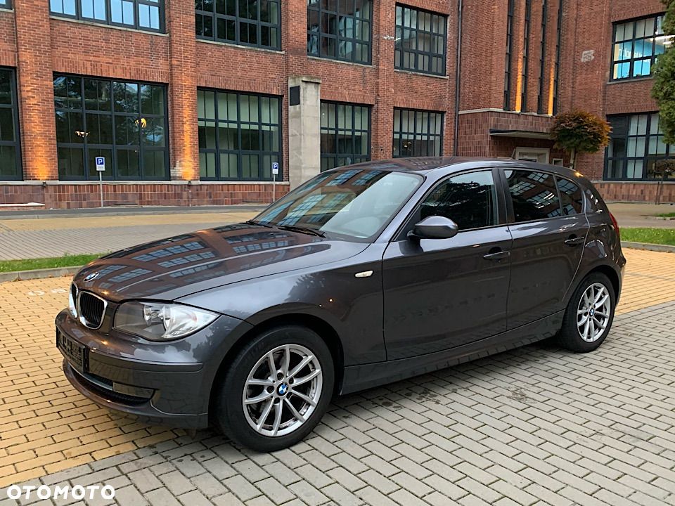 BMW Seria 1 120i - 20
