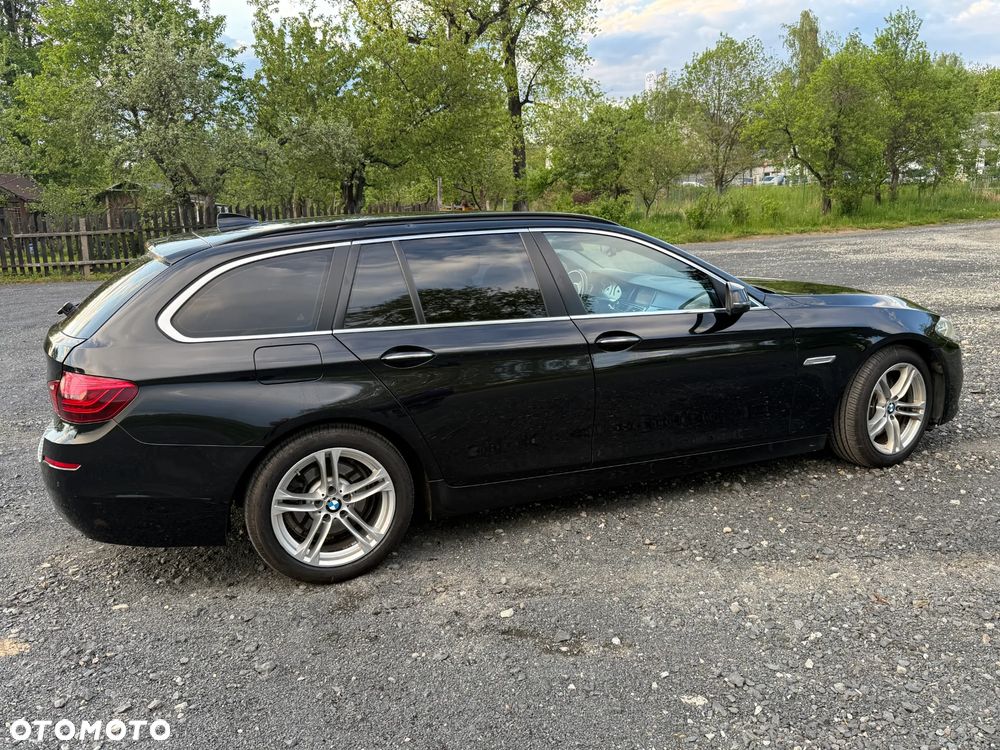 BMW Seria 5 525d xDrive Sport-Aut - 5