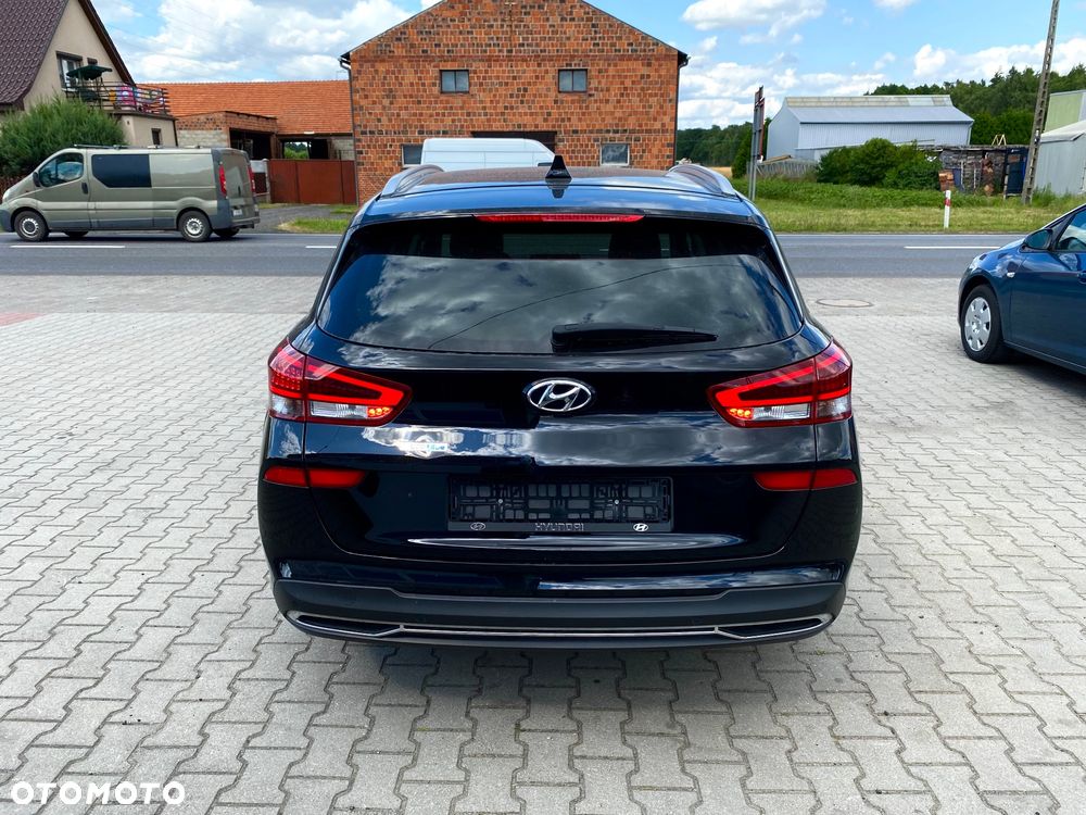 Hyundai i30 1.6 CRDI 48V-Hybrid Prime - 37