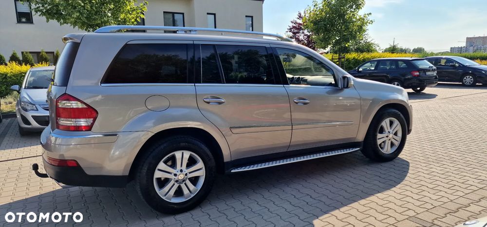 Mercedes-Benz GL 420 CDI - 16