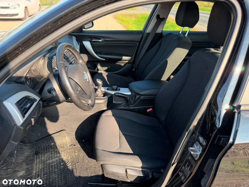 BMW Seria 1 116i - 6