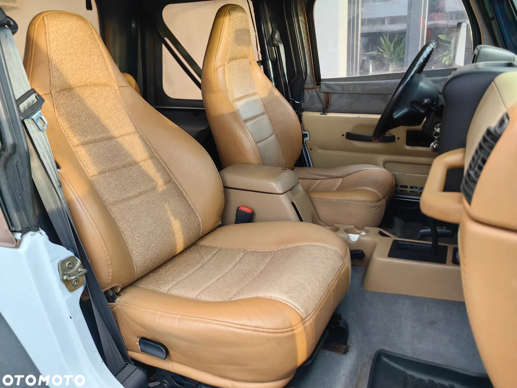 Jeep Wrangler 4.0 Automatik Sahara - 5