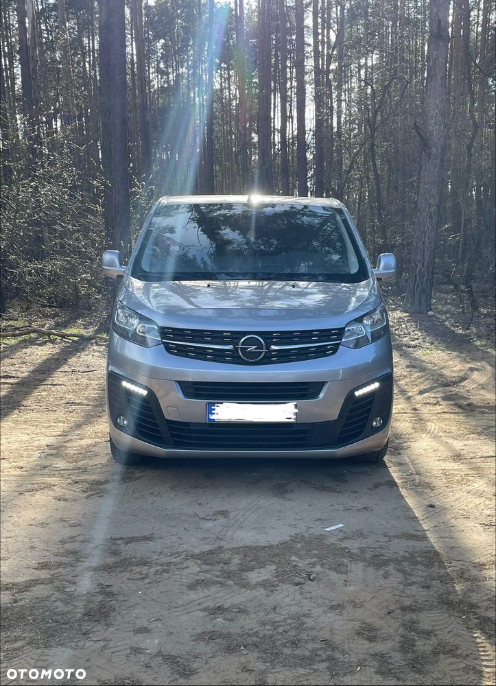 Opel Vivaro - 1