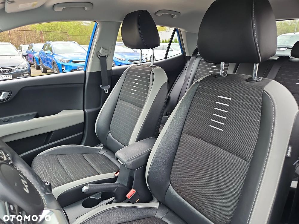 Kia Stonic 1.0 T-GDI L - 11