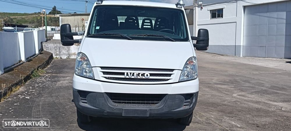 Iveco Daily Chasis Cabina Cabina dupla - 4
