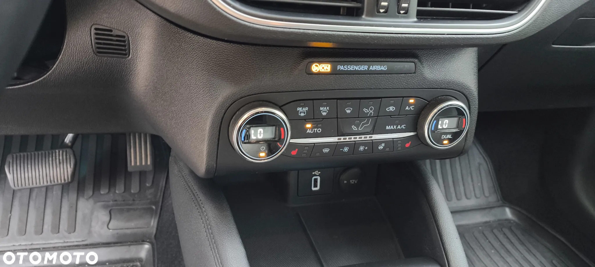 Ford Focus 1.5 EcoBlue SCR Titanium - 11