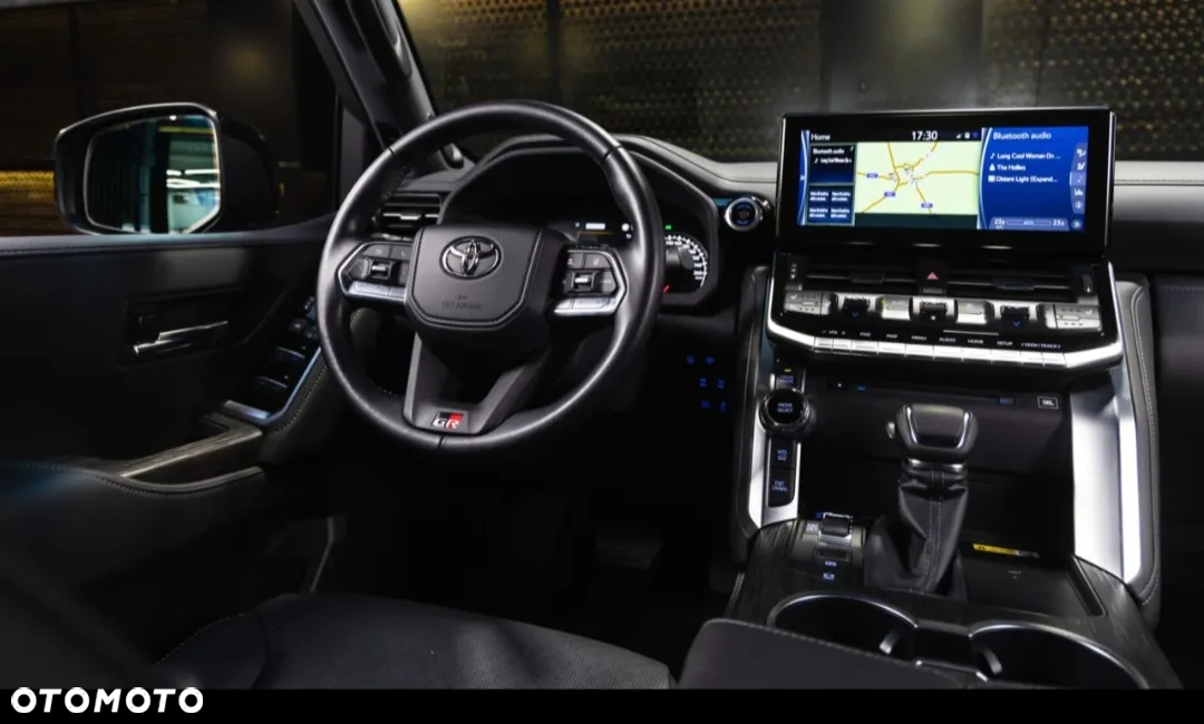 Toyota Land Cruiser - 9