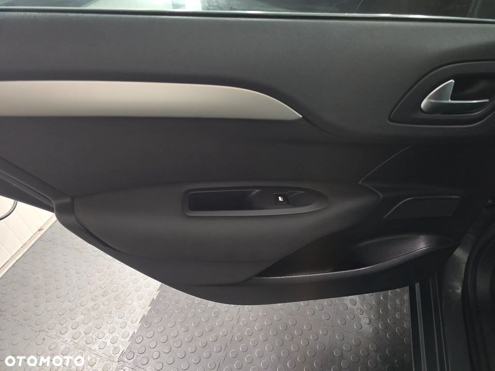 Citroën C4 VTi 120 Style - 14