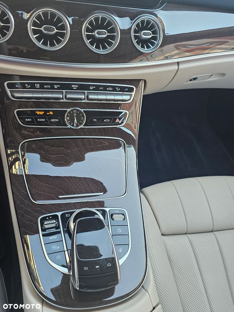 Mercedes-Benz Klasa E 450 4Matic 9G-TRONIC AMG Line - 6