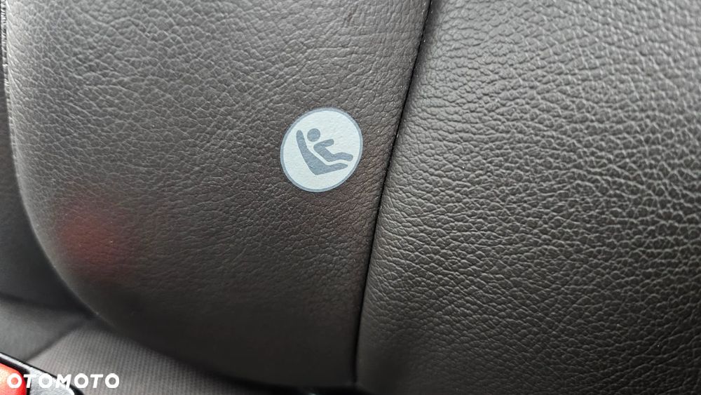 Volvo V40 Cross Country D2 Summum - 27