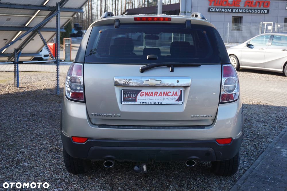 Chevrolet Captiva 2.0 d LS 5os 2WD - 4