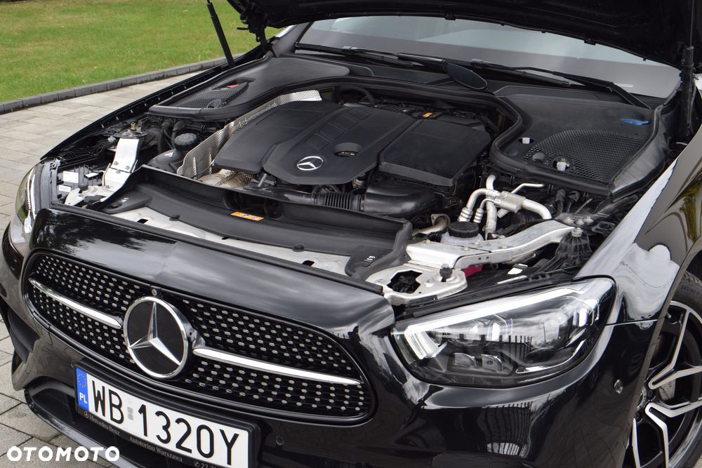 Mercedes-Benz Klasa E 220 d 4-Matic AMG/Avantgarde - 39