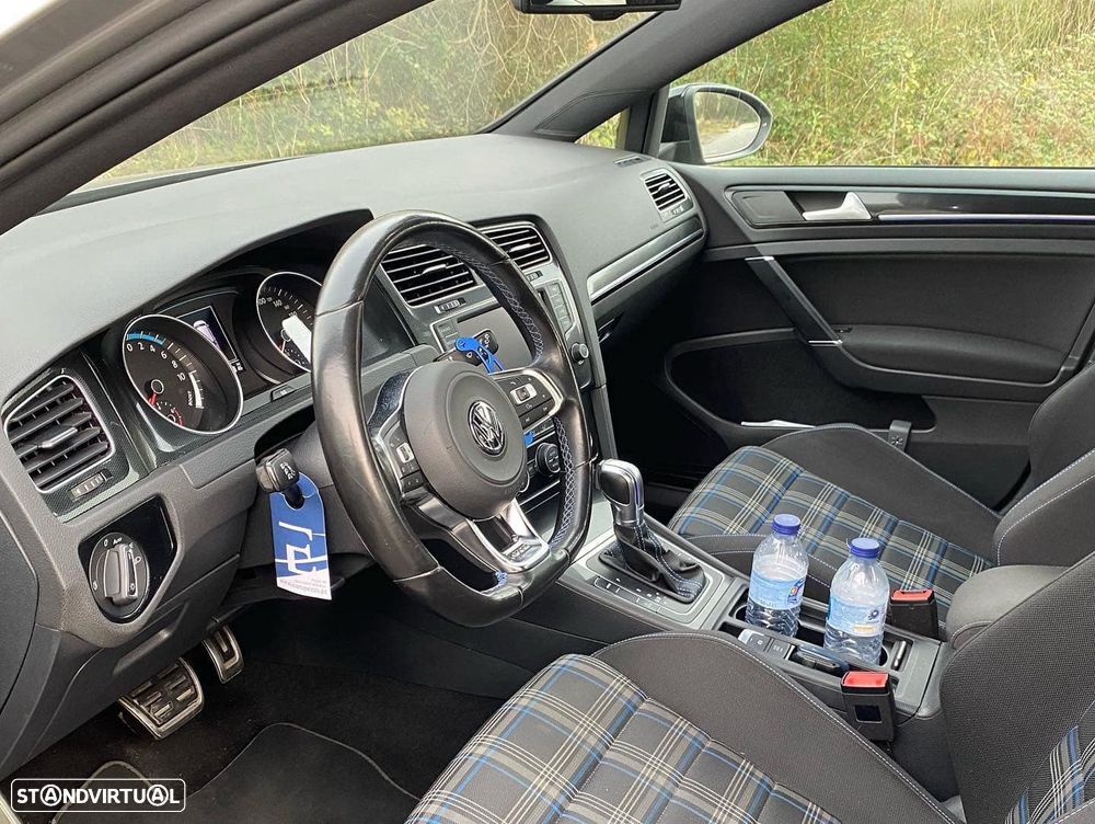 VW Golf - 10