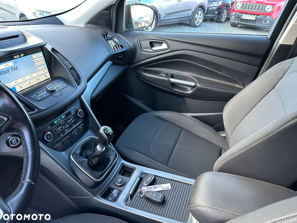 Ford Kuga 2.0 TDCi 4x2 Titanium - 15