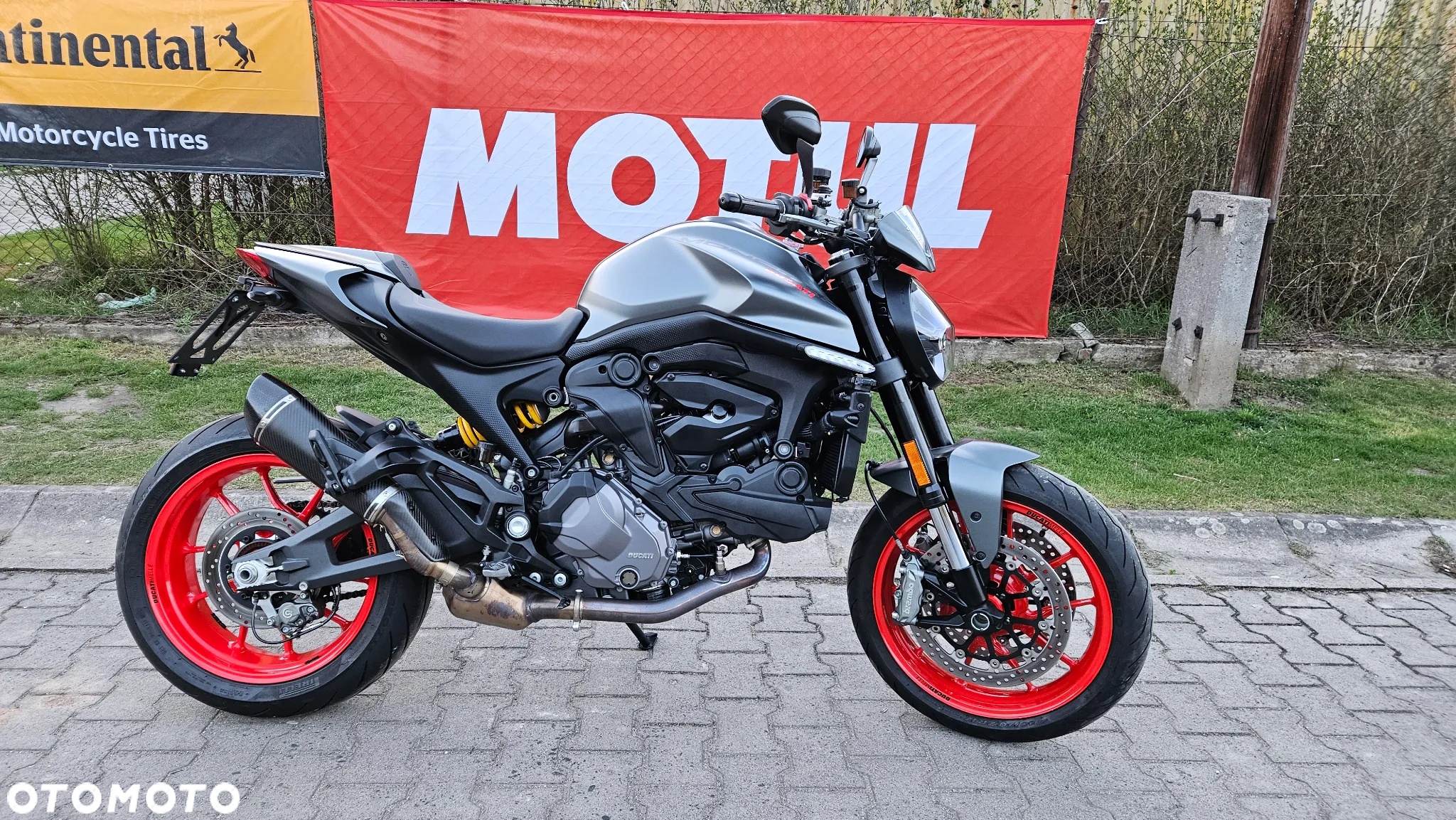 Ducati Monster - 2