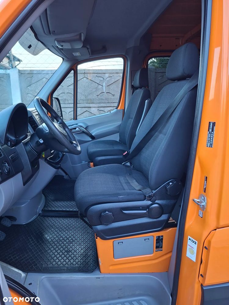 Mercedes-Benz Sprinter Brygadówka 6 osób - 17