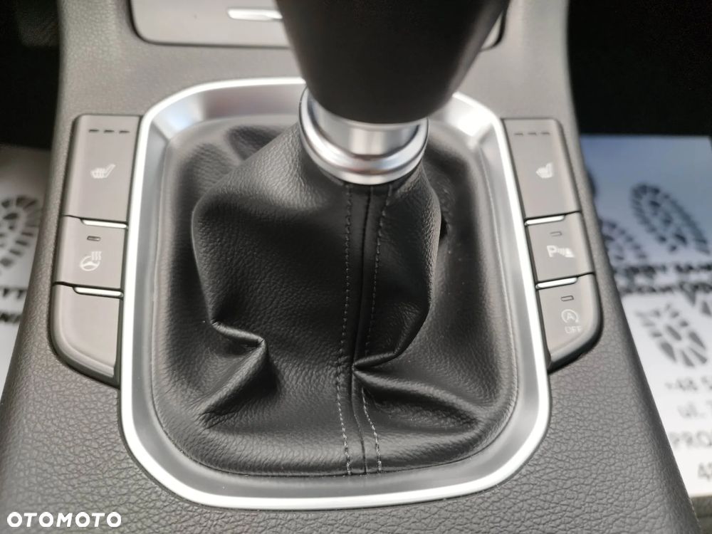 Hyundai i30 1.0 T-GDI Premium - 18