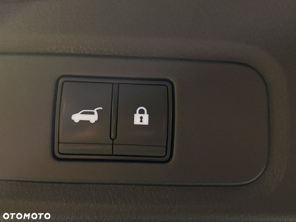 Nissan Qashqai 1.3 DIG-T N-Connecta DCT - 19