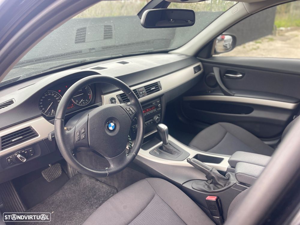 BMW 318 ver-d-sport--aut-efficient-dynamics-edition-blue-per-sport-line - 10