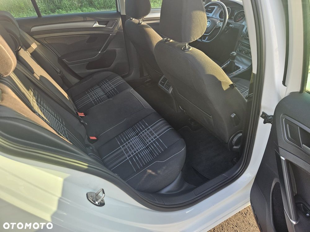 Volkswagen Golf 2.0 TDI BMT 4Mot Highline - 12