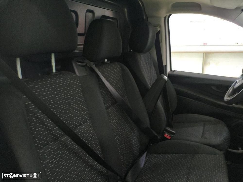 Mercedes-Benz E-VITO 5KWH EVITO LONGO LWB AUTO c/IVA - 6