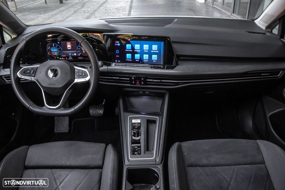 VW Golf 1.4 GTE Plug-In-Hybrid DSG - 28