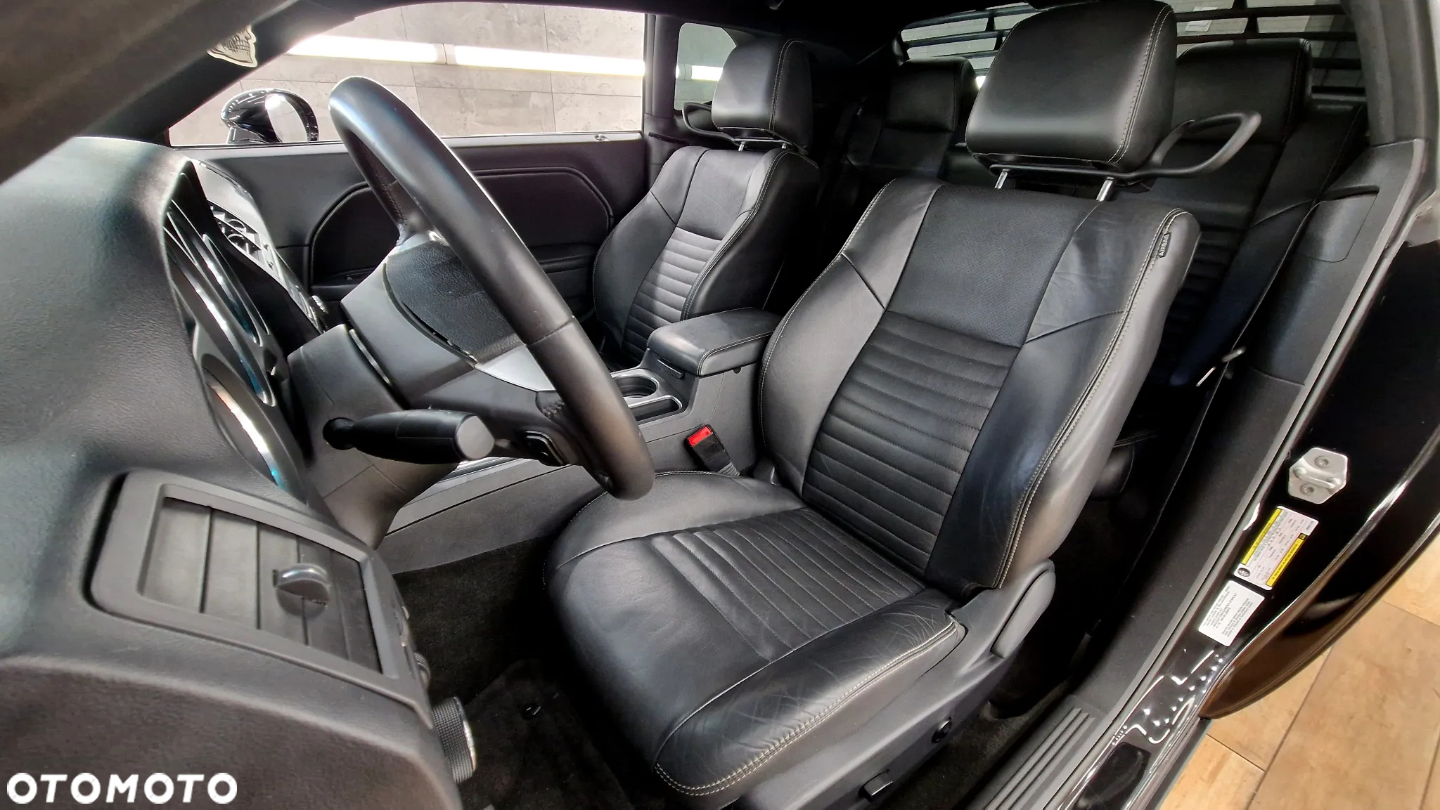Dodge Challenger Automatik SXT Plus - 13