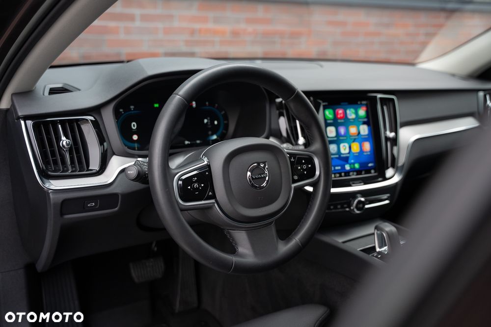 Volvo V60 Cross Country B4 D AWD Geartronic Pro - 22