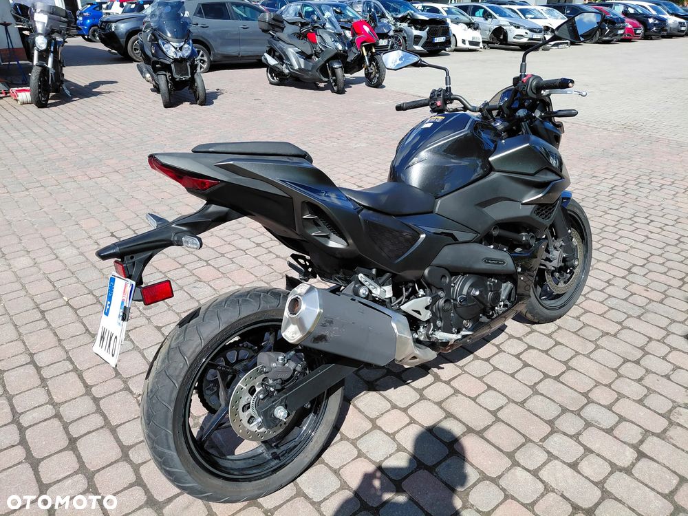 Kawasaki Z - 5