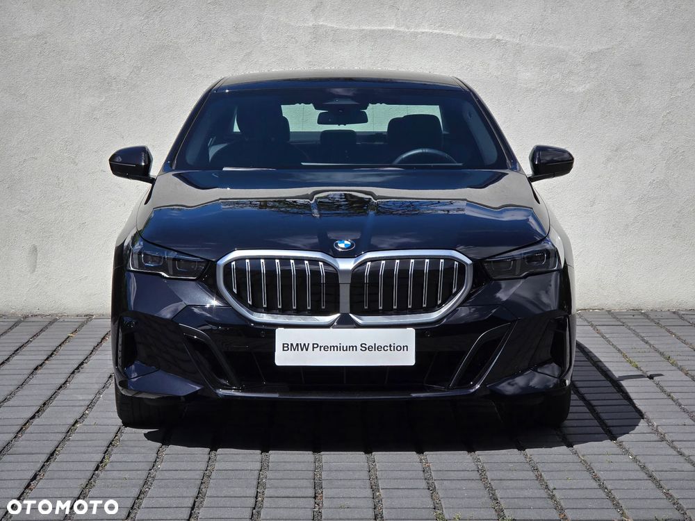 BMW Seria 5 520d xDrive mHEV M Sport - 4