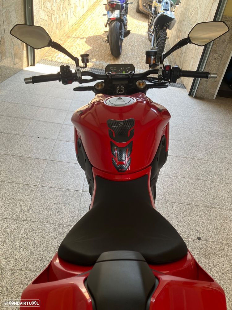 Ducati Streetfighter V2S - 7