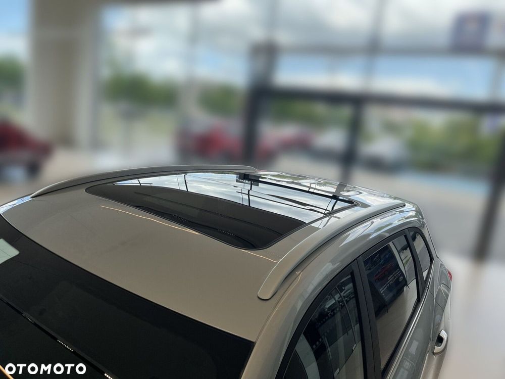 MG ZS Hybrid+ - 23