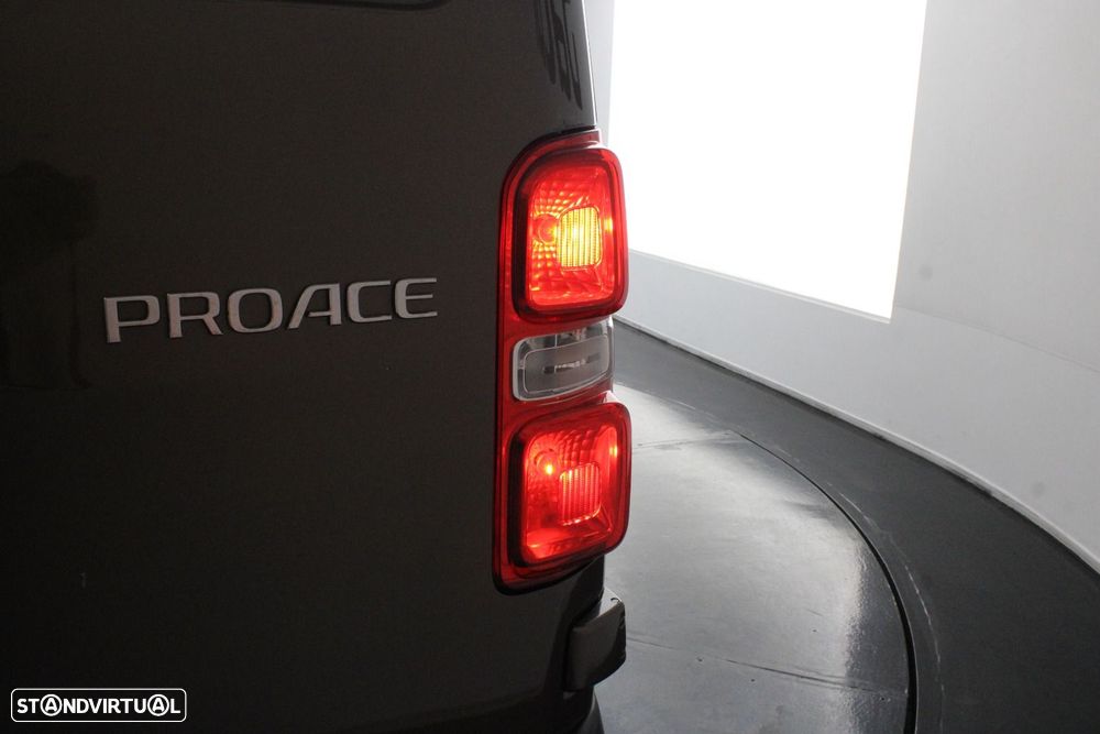 Toyota Proace 3L (MD) (FAZ FRIO) 1.6 D-4D L1 - 19