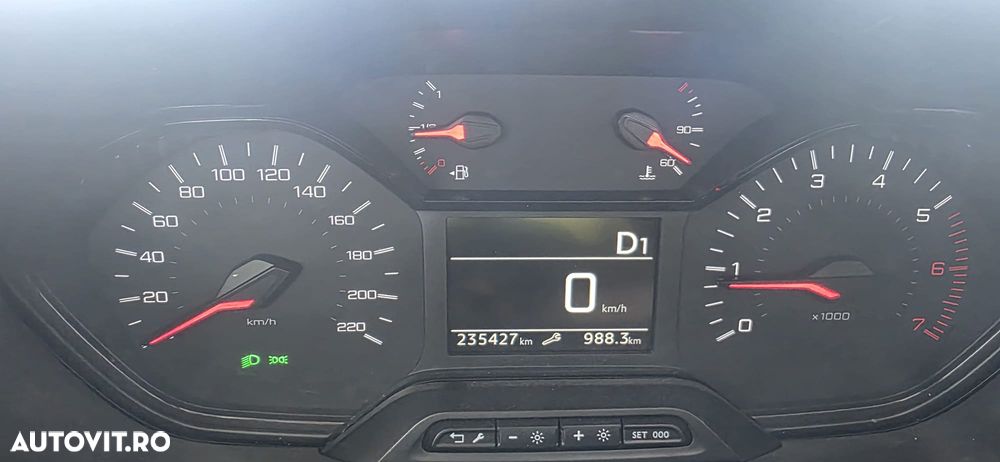 Peugeot Partner BlueHDi 100 Stop&Start ETG6 Active - 14