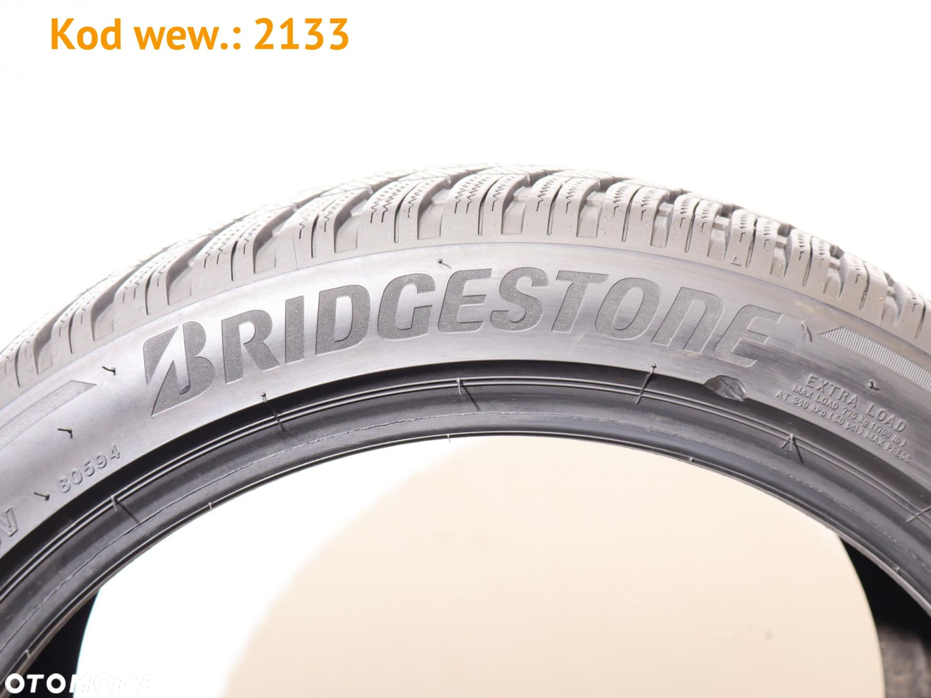 Bridgestone Blizzak LM005 - 255/40 R18 - 4
