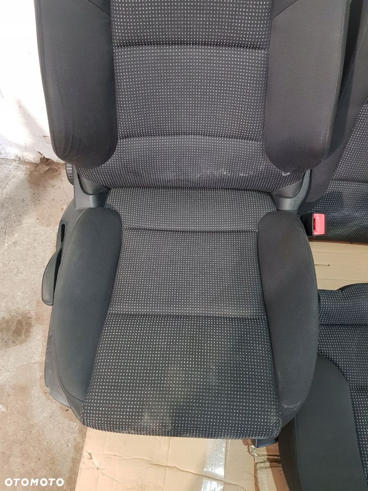 fotele kanapa komplet audi a3 8p sportback 5d - 8