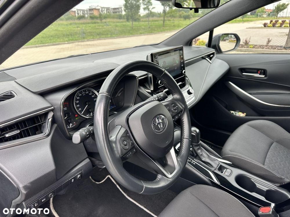 Toyota Corolla 1.8 Hybrid Comfort - 10
