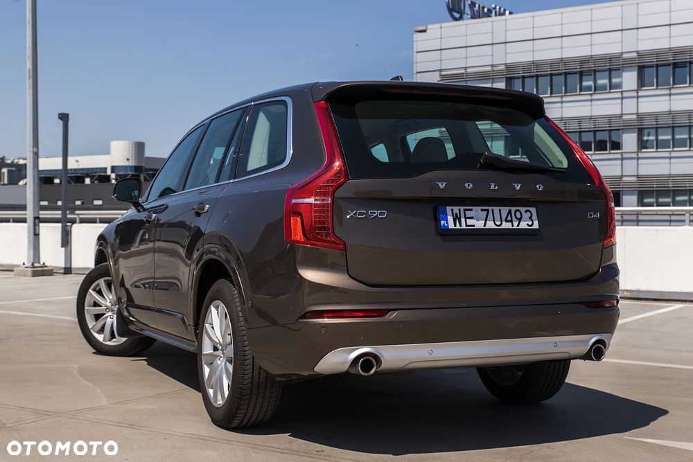 Volvo XC 90 D4 Geartronic Momentum - 24