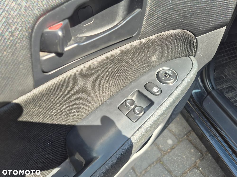 Hyundai i30 1.4 Classic + EU5 - 14