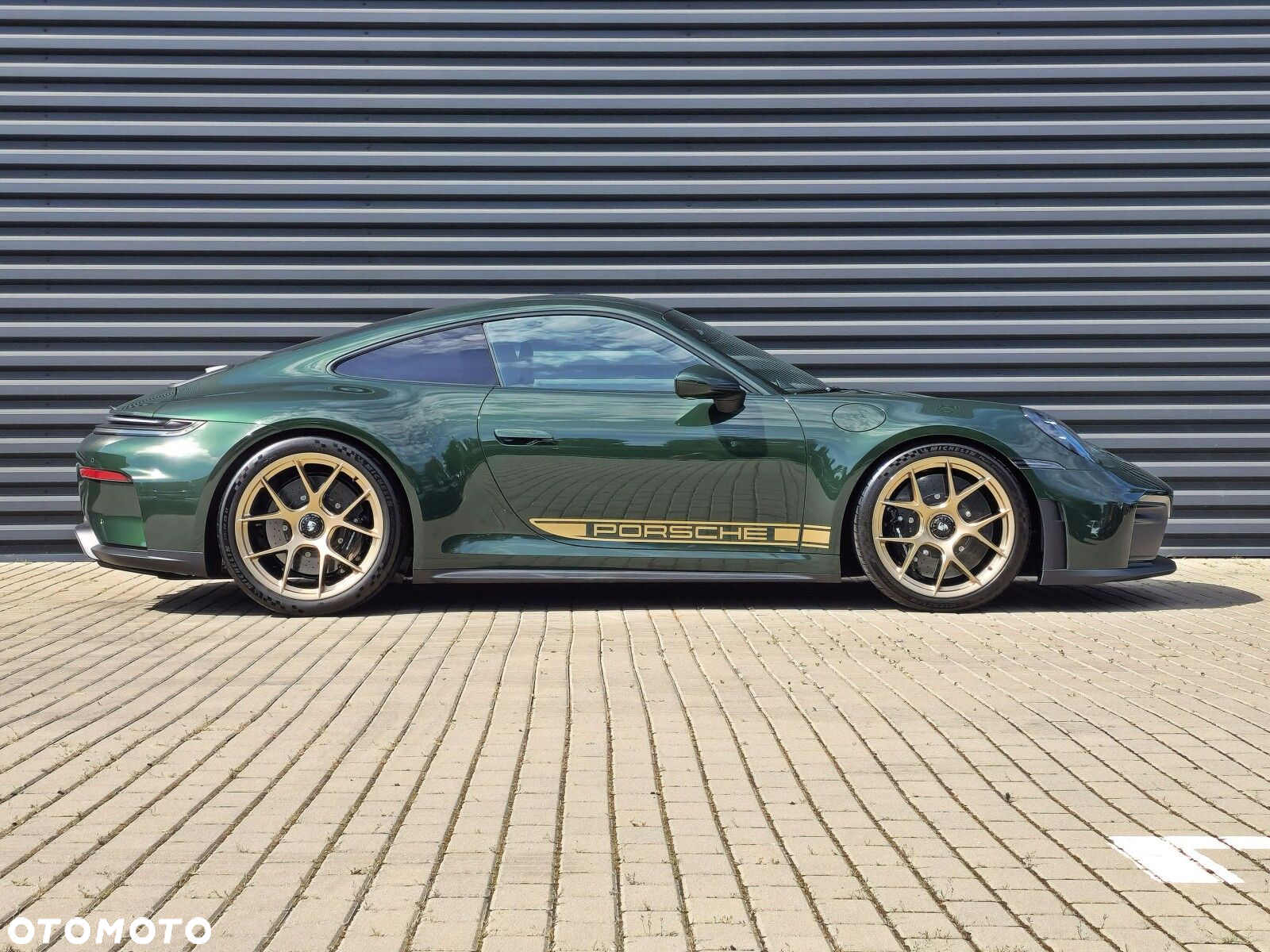 Porsche 911 - 4