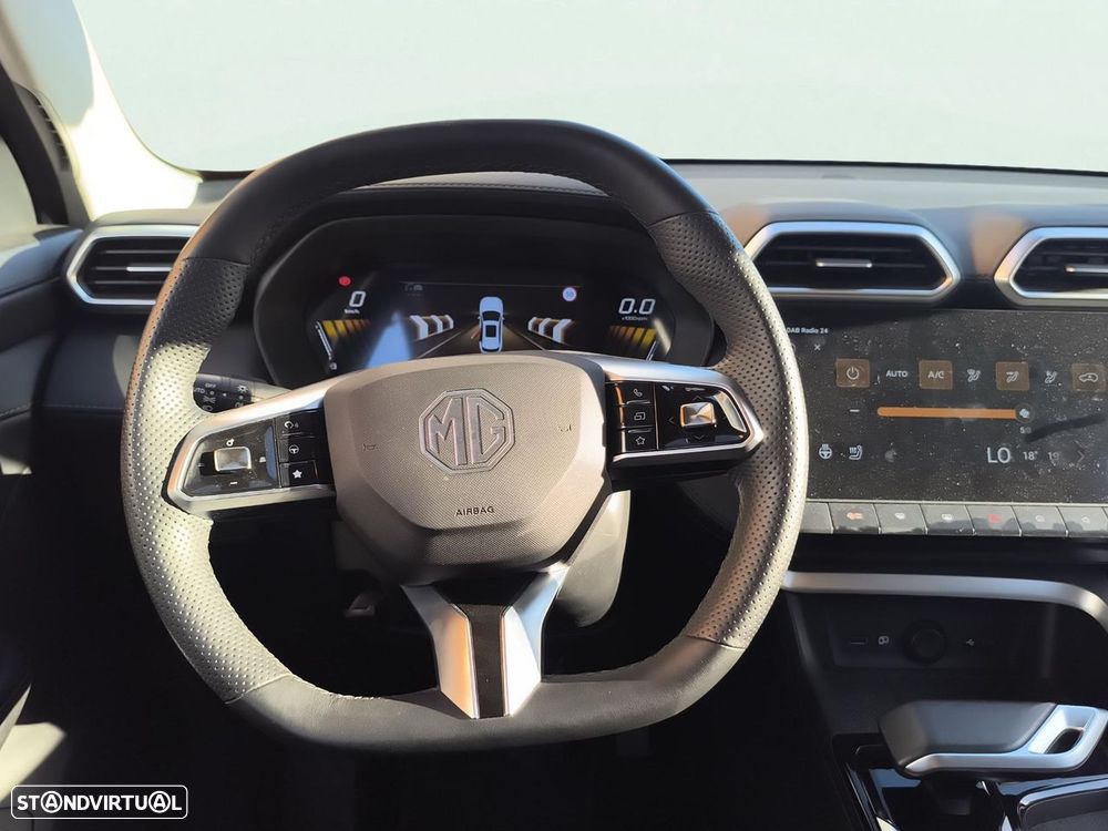 MG ZS 1.5 Hybrid+ Luxury - 12