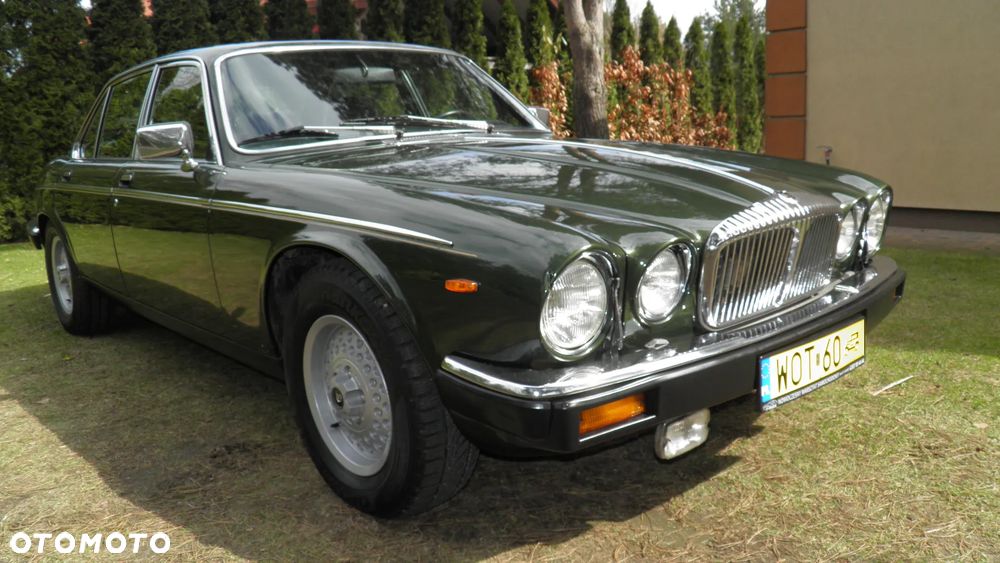 Jaguar XJ - 6