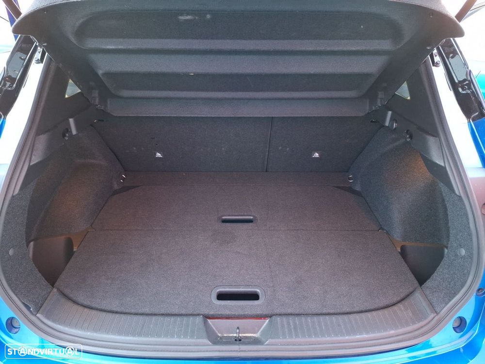 Nissan Qashqai 1.3 DIG-T N-Connecta LED+TT+SKY Xtronic - 26