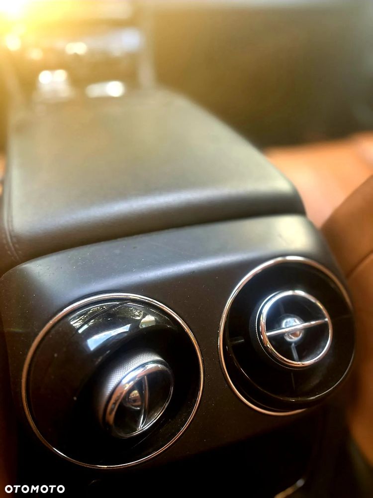 Jaguar XJ 3.0 D V6 Premium Luxury - 27