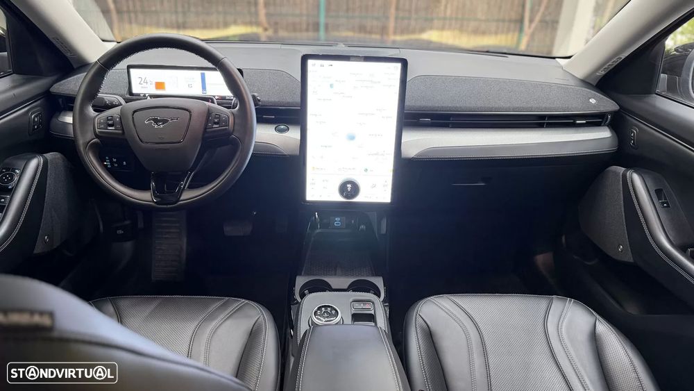 Ford Mustang Mach-E Standard - 14